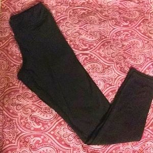 90° by Reflex Girl's black athletic leggings